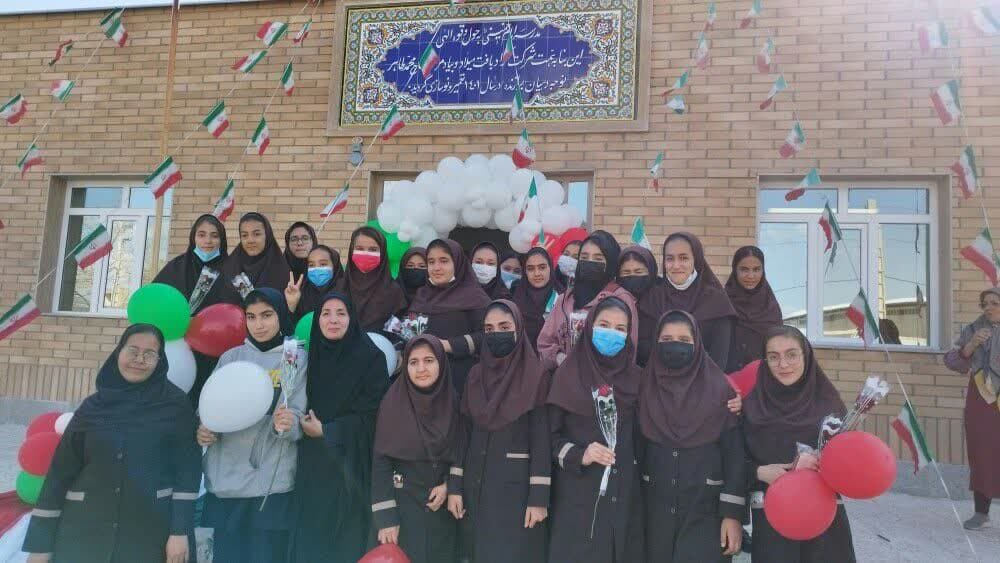 افتتاح مدرسه امام خمینی (ره) روستای صالح‌آباد در قرچک