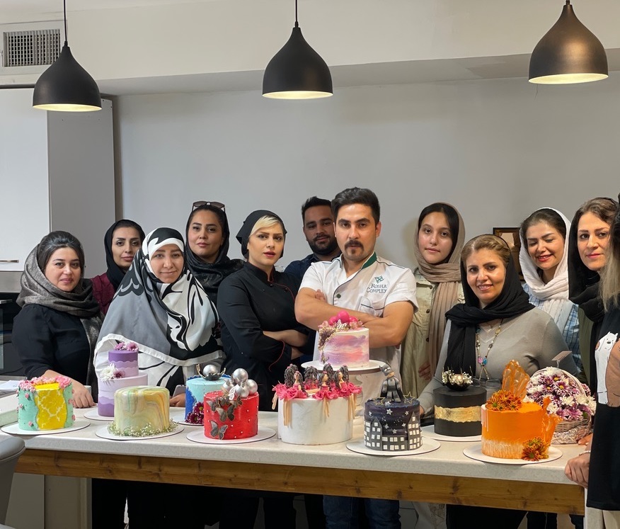 آموزشگاه آشپزی و شیرینی پزی در باغ فیض تهران