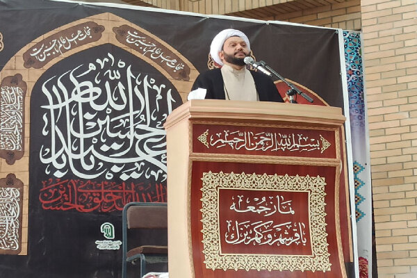 انتقاد امام جمعه باقرشهر از ساخت و سازهای غیرمجاز در این شهر