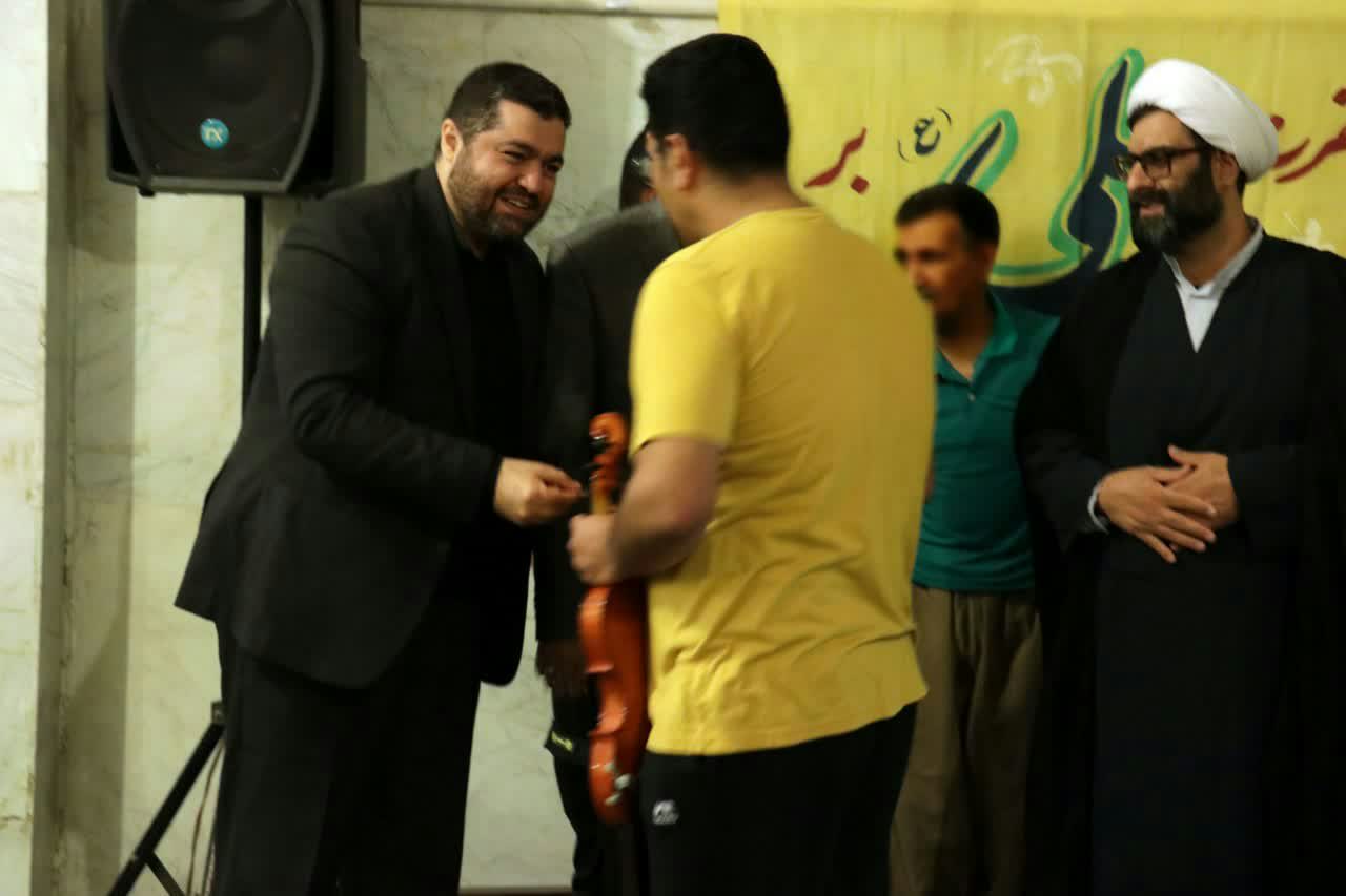 جشن انقلاب در ماهیدشت برگزار شد