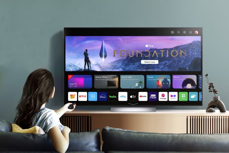 تجربه کاربری فوق‌العاده و غرق تماشا شدن با تلویزیون‌های ۲۰۲۳ OLED ال‌جی