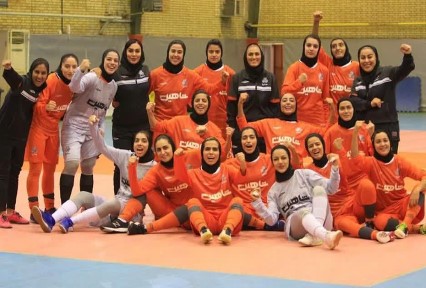 زنان نارنجی پوش به سوپر لیگ فوتسال ایران صعود کردند